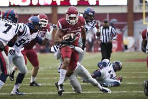 Arkansas shutout their second-straight ranked conference opponent for the first time in school history Saturday. Image via Bleacher Report. 
